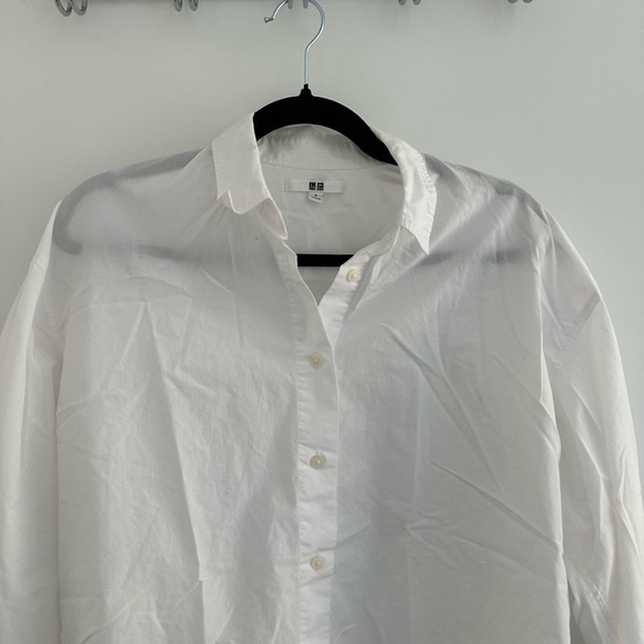 Uniqlo White Button Down - Picture 2 of 3